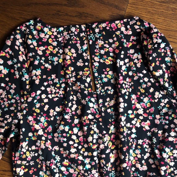 Floral print romper - Picture 3 of 3